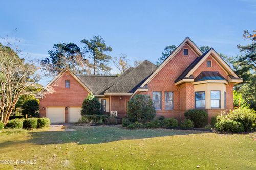 6001 Club House Dr, New Bern, NC, 28562-2916 | Card Image