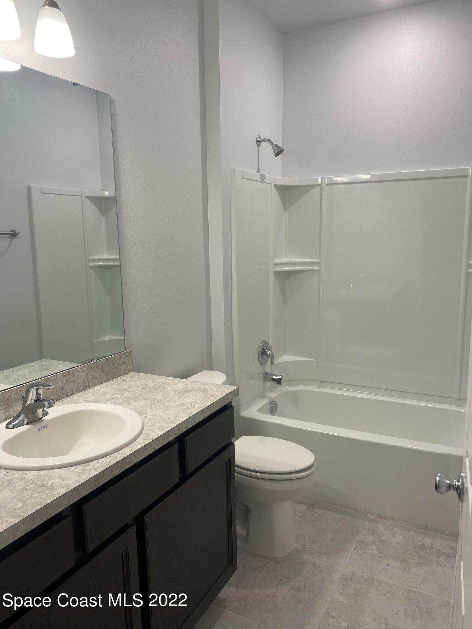 Residential Lease in Palm Bay 5