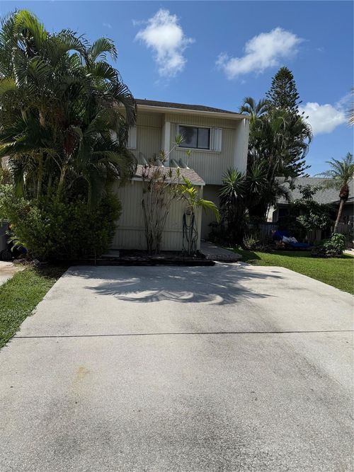 --12400 Westhampton Cir, Wellington, FL, 33414-5580 | Card Image
