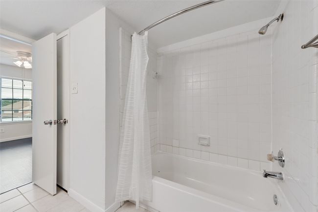 4325 Madera Rd, Condo with 2 bedrooms, 2 bathrooms and null parking in Irving TX | Image 24