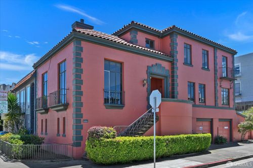 201 Capra Way, San Francisco, CA, 94123-1504 | Card Image