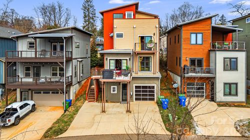 26 Upstream Way, Asheville, NC, 28806-0110 | Card Image