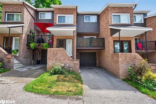 9-17 St Vincent St, Barrie, ON, L4M3Y3 | Card Image
