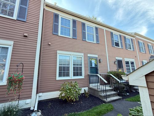 38-38 Foxbridge Village Rd, Branford, CT, 06405-2275 | Card Image