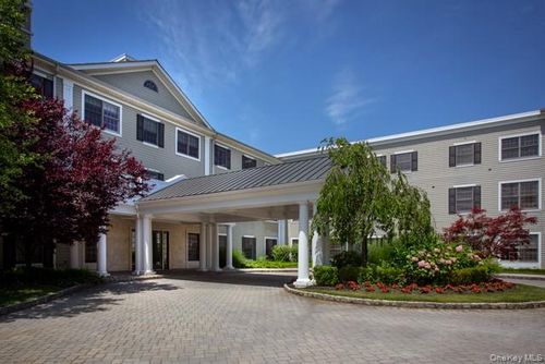 106-61 Bryant Ave, Roslyn, NY, 11576-1132 | Card Image