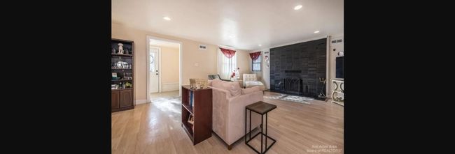 20358 Melrose St, House other with 3 bedrooms, 2 bathrooms and null parking in Southfield MI | Image 20