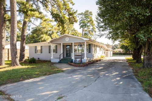 502 Raleigh Rd, Clinton, NC, 28328-2406 | Card Image