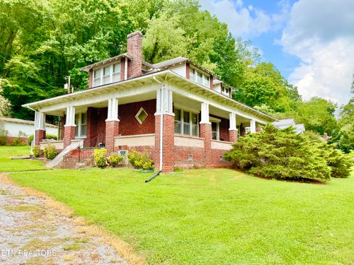 5994 Dr Thomas Walker Rd, Rose Hill, VA, 24281-8071 | Card Image
