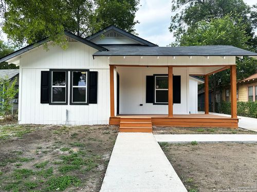 325 Robert E Lee, San Antonio, TX, 78214-3511 | Card Image