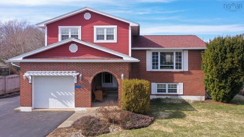 1005 Green St, New Minas, NS, B4N5L5 | Card Image
