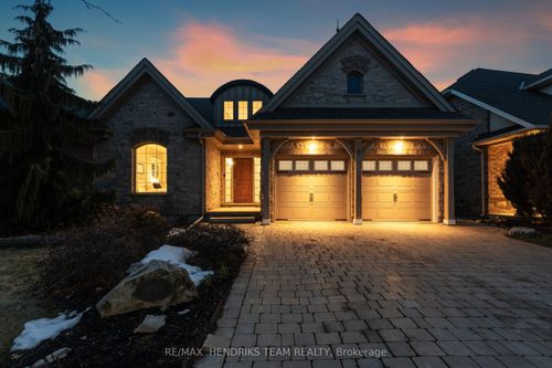 5 Mclean Crt, St. Catharines, ON, L2W0A2 | Card Image