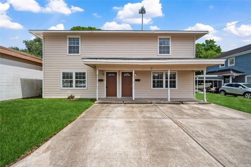 1905 Cos St, Liberty, TX, 77575-4801 | Card Image