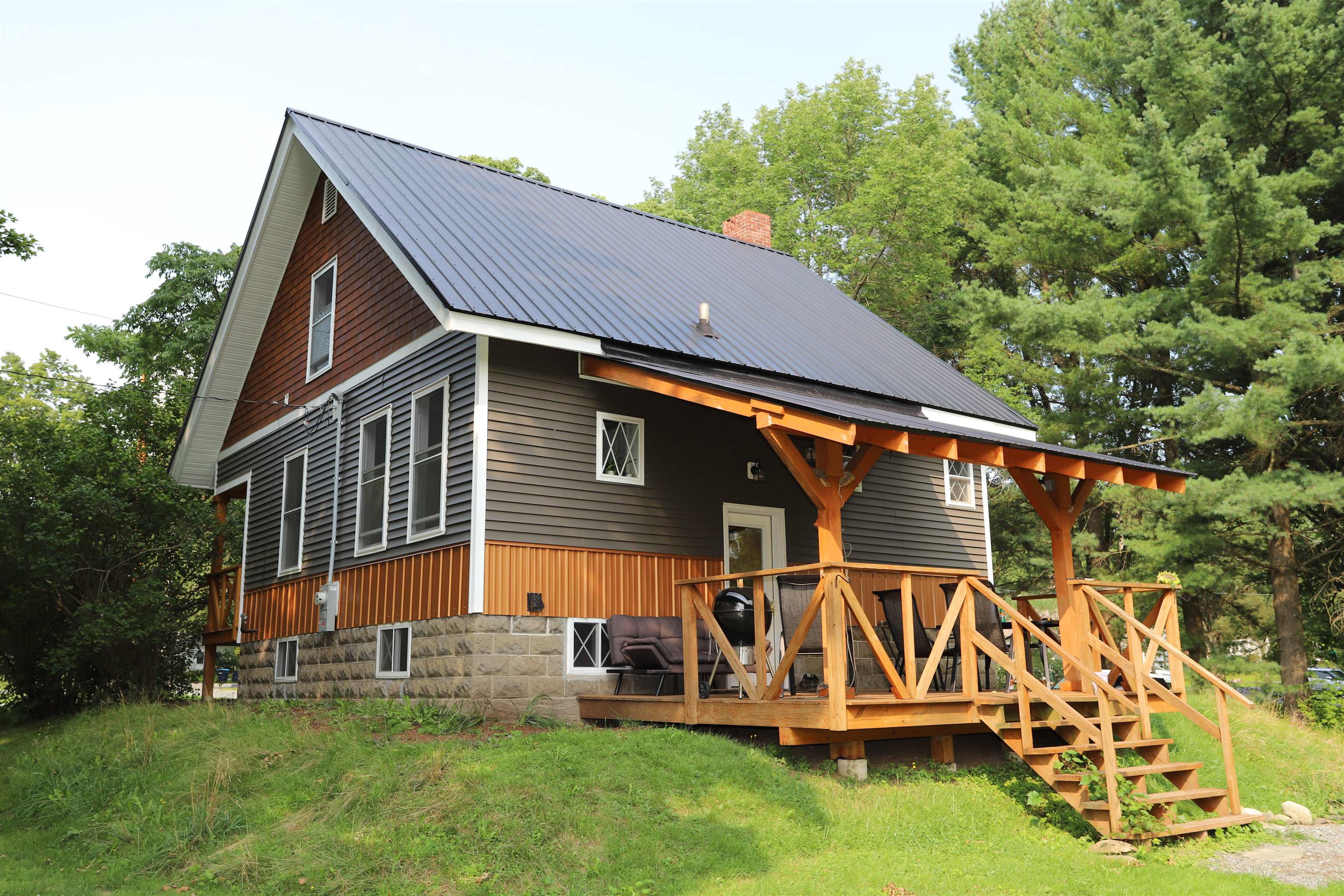 Valentine Ave, Derby Line, VT 05830