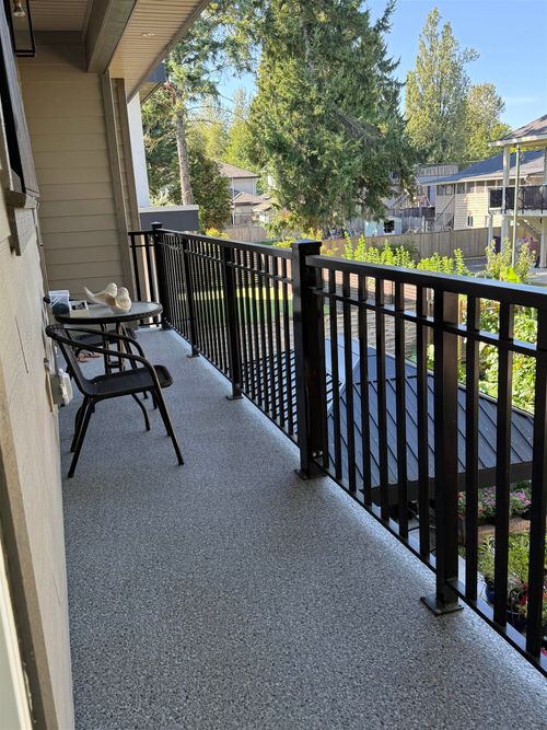 13449 68 Ave, Surrey, BC, V3W2G1 | Card Image