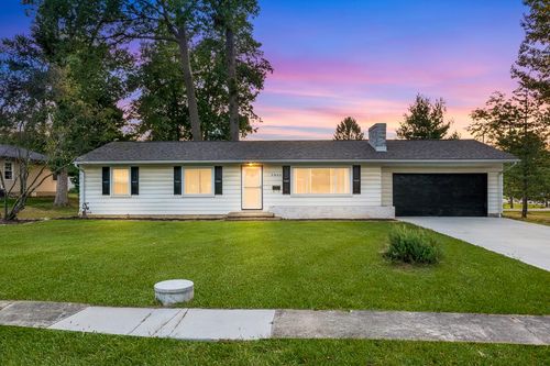 1840 Blue Cedar Dr, Mansfield, OH, 44904-1702 | Card Image