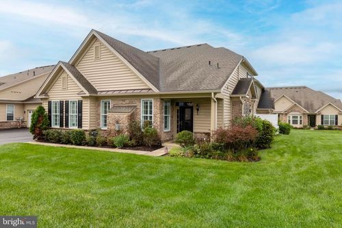 4211 Spalding Dr, PERKASIE, PA, 18944-4447 | Card Image