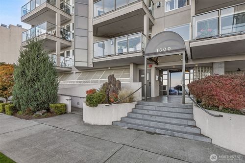 apt-100-1300 Alki Ave Sw, Seattle, WA, 98116-4851 | Card Image