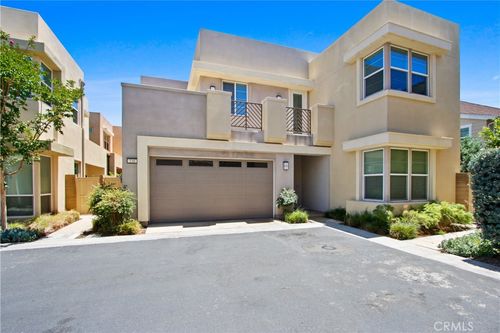 231 Radial, Irvine, CA, 92618-0824 | Card Image