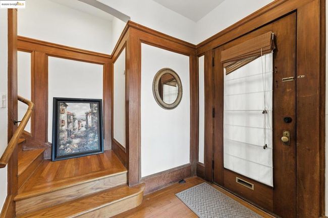 7 Panoramic Way, Condo with 2 bedrooms, 1 bathrooms and null parking in Berkeley CA | Image 6