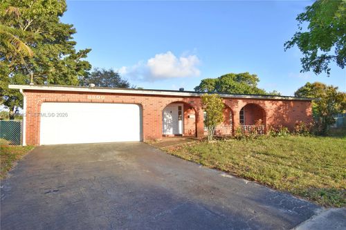 8300 Nw 24th Ct, Sunrise, FL, 33322-3322 | Card Image