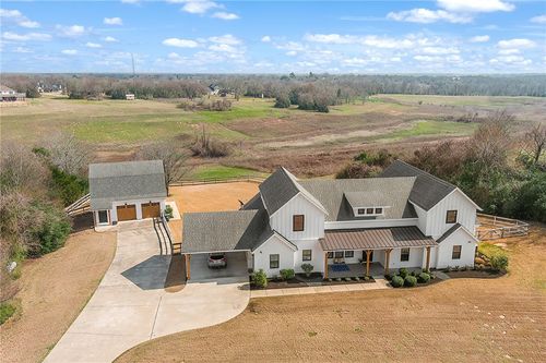 7323 River Ridge Dr, College Station, TX, 77845-2370 | Card Image