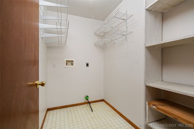 utility room | Image 15