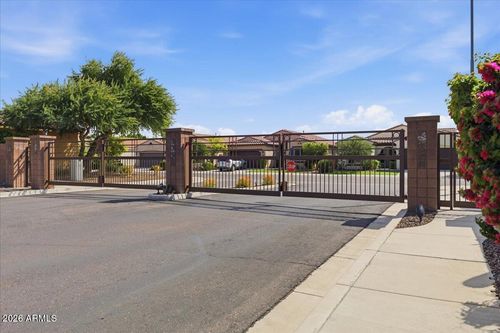 4410 E Campo Bello Dr, Phoenix, AZ, 85032-9262 | Card Image