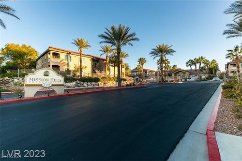 2024-2305 W Horizon Ridge Parkway, Henderson, NV, 89052 | Card Image