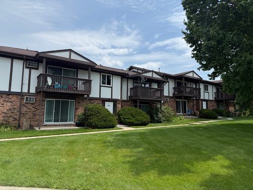 2h-1023 Shagbark Court, New Lenox, IL, 60451 | Card Image