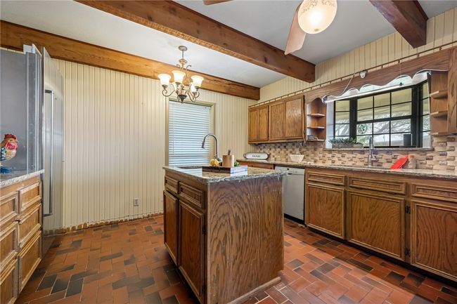 9522 County Road 1178, House other with 4 bedrooms, 4 bathrooms and null parking in Taft TX | Image 13