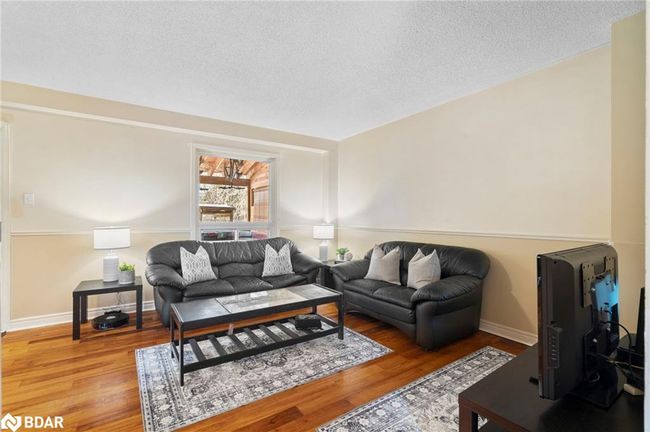 462 Haines St, House other with 3 bedrooms, 3 bathrooms and 3 parking in Beeton ON | Image 16