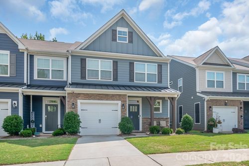 8026 Saluda Dr, Charlotte, NC, 28269-0627 | Card Image