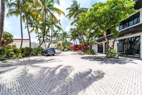 205-1541 Cordova Rd, Fort Lauderdale, FL, 33316-6102 | Card Image