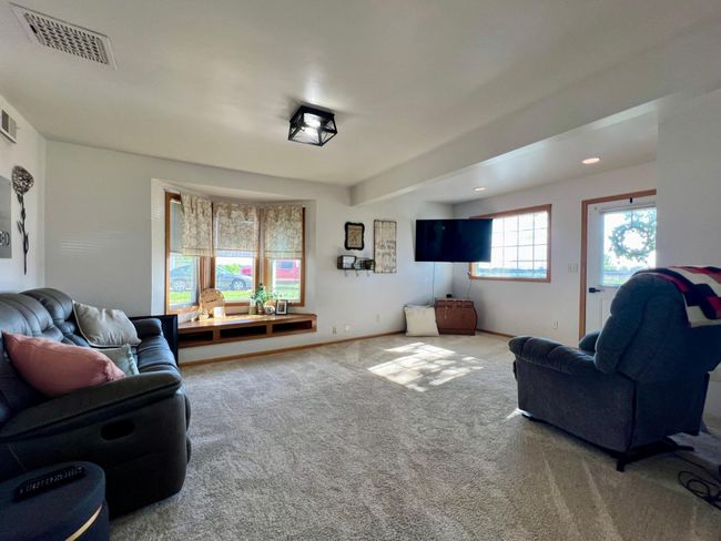Living Room | Image 5