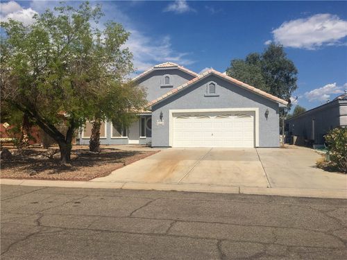 5714 S Desert Lakes Dr, Fort Mohave, AZ, 86426-6721 | Card Image
