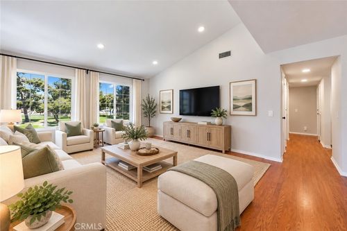 115 Greenfield, Irvine, CA, 92614-5469 | Card Image