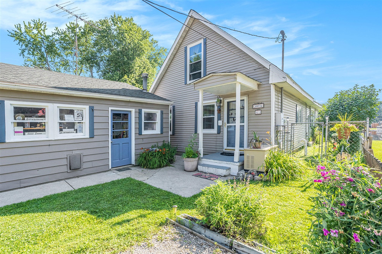 Tamara Dr, Gregory, MI 48137