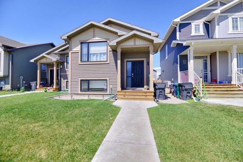 577 Blackwolf Blvd N, Lethbridge, AB, T1H7C8 | Card Image