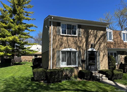 1806 Torquay Ave, Royal Oak, MI, 48073-1223 | Card Image