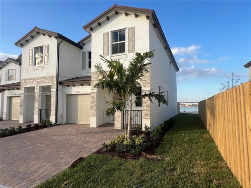 2551-2551 Se 28th Ave, Homestead, FL, 33035 | Card Image