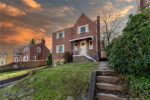 325 Bracken Ave, Brentwood, PA, 15227-2705 | Card Image
