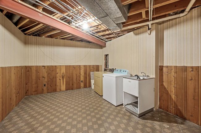 10701 Hopkins Rd, House other with 5 bedrooms, 5 bathrooms and null parking in Bloomington MN | Image 41