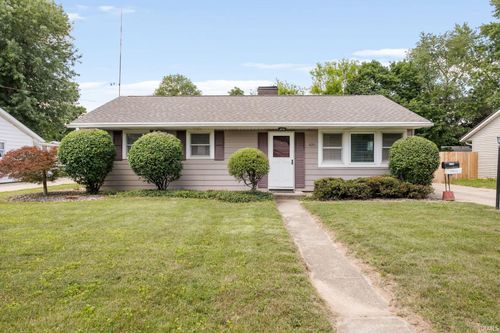 1635 Cone Street, Elkhart, IN, 46514-3435 | Card Image