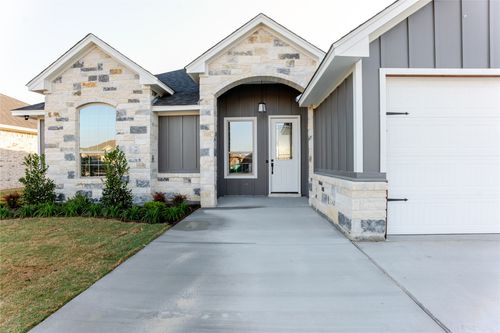 9211 Parkview Cir, Tolar, TX, 76476-2748 | Card Image