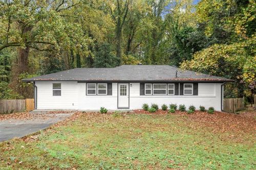 7058 Lakeview Lane, Atlanta, GA, 30360 | Card Image