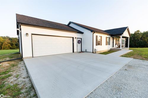 1511 305th St, Brighton, IA, 52540-9674 | Card Image