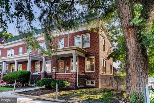 2452 N 4th St, HARRISBURG, PA, 17110-1905 | Card Image