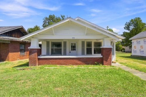 806 S Price Ave, Hominy, OK, 74035-4014 | Card Image