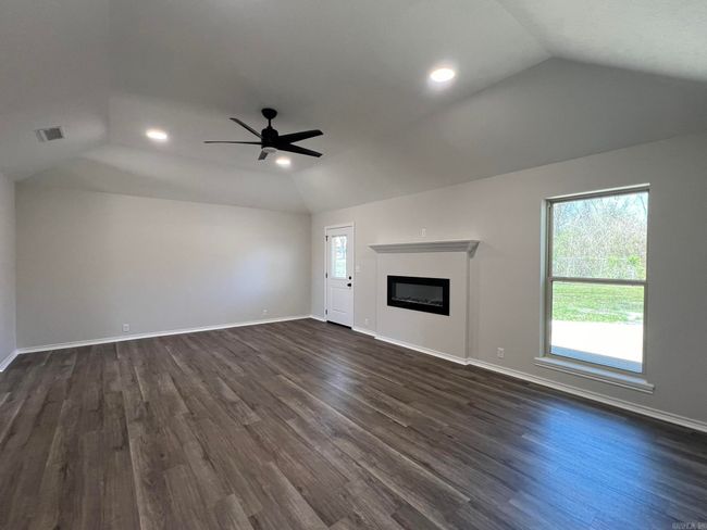 1307 E 48 Th St, House other with 3 bedrooms, 2 bathrooms and null parking in Texarkana AR | Image 12