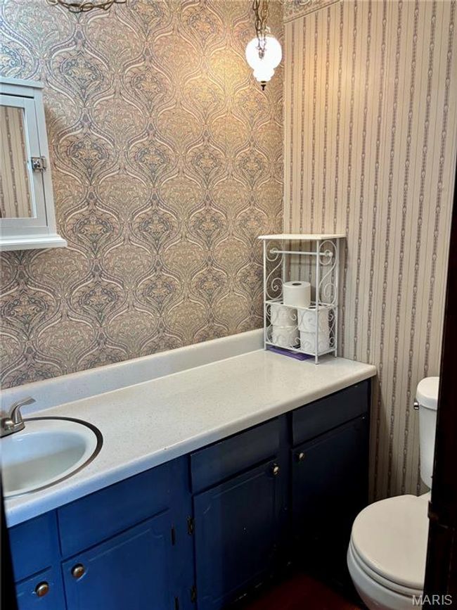 5661 Humbert Rd, House other with 2 bedrooms, 2 bathrooms and 2 parking in Alton IL | Image 16